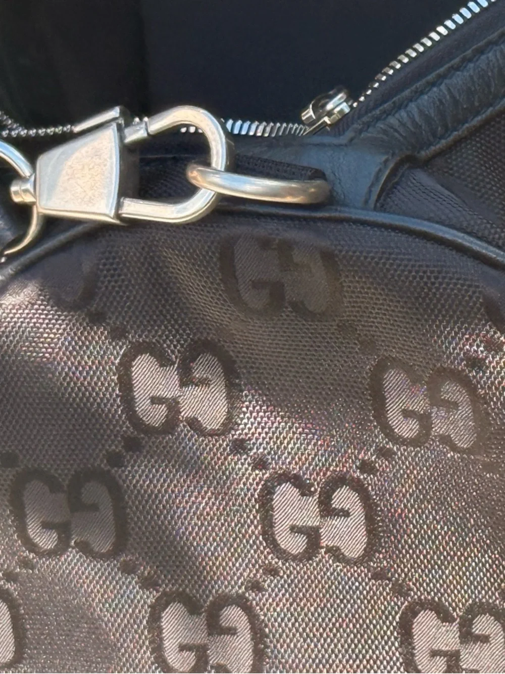 Gucci GG Canvas Duffel Bag – Black Monogram Gold Logo Travel Bag with Strap
